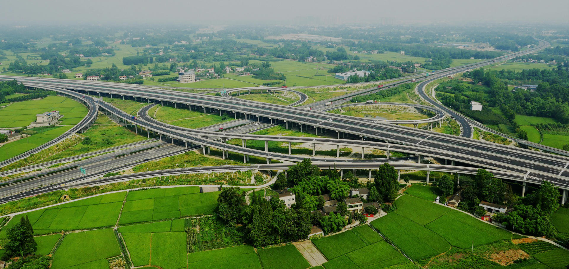 �԰����ҵΪ������Ⱥ��֮����������һ�������һ���ᱮ